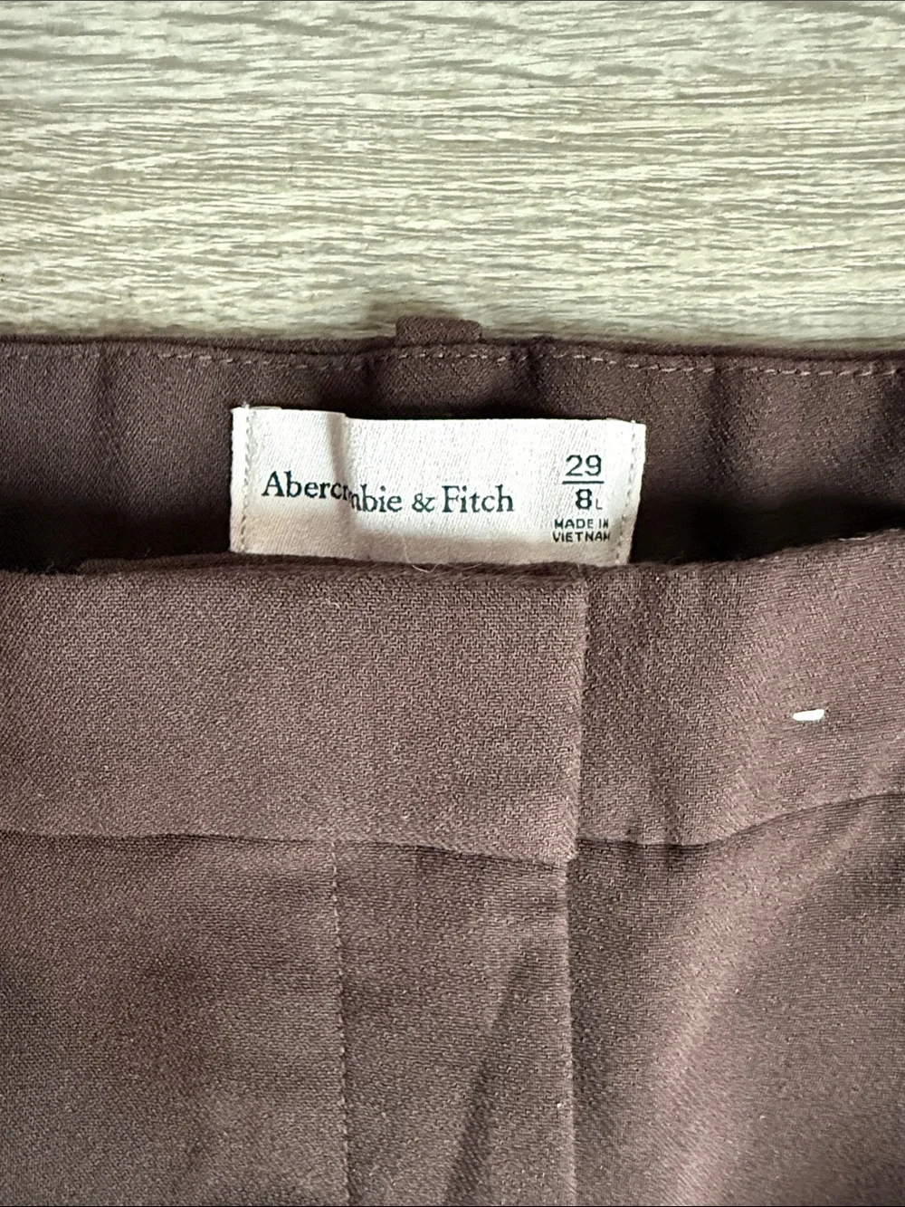 Abercrombie & Fitch Sloane Tailored Wide Leg Pant in dark coffee 8 - Picture 7 of 7